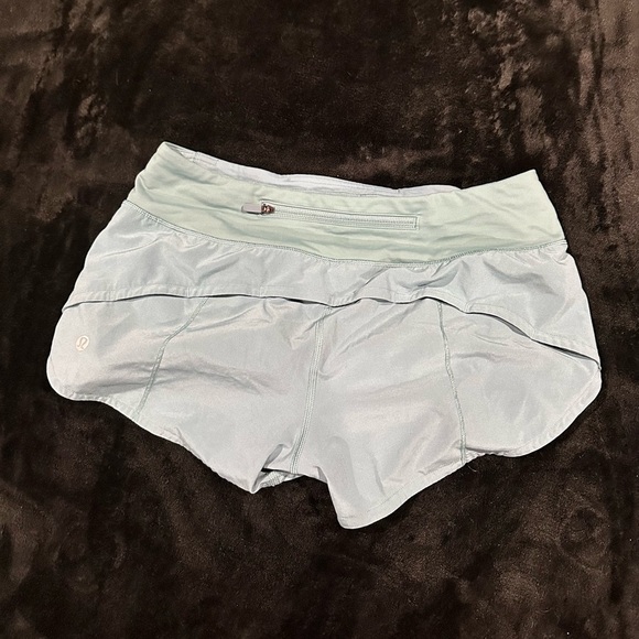 Size 4 Blue Lululemon Shorts - Picture 2 of 2
